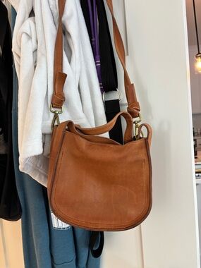 Madewell The Sydney Crossbody Bag